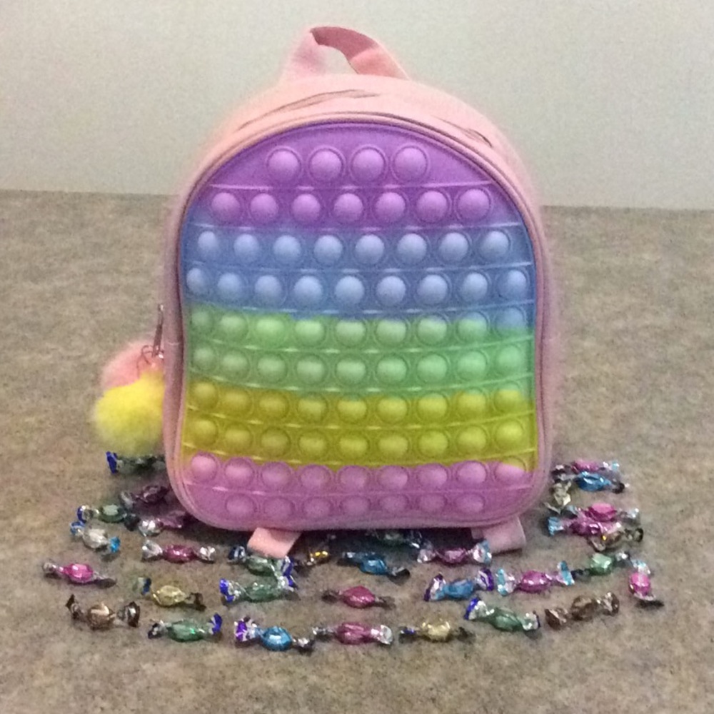 woosir pop backpack 🎒 multi color for a girl 👧